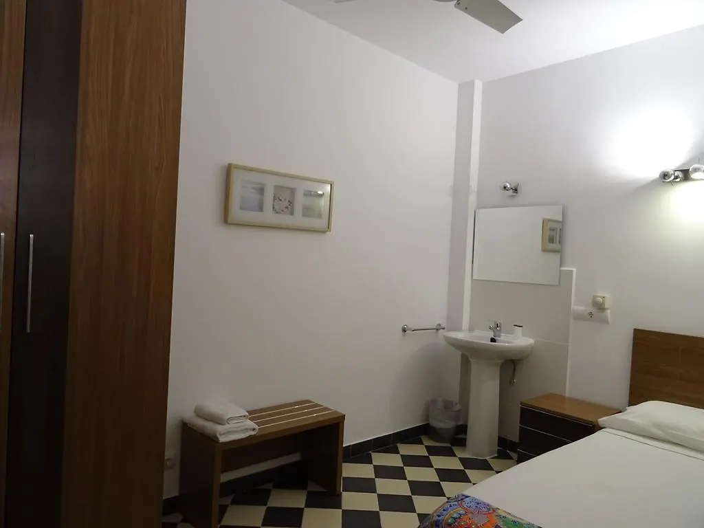 Guest house Hostal Ritzi Palma de Mallorca